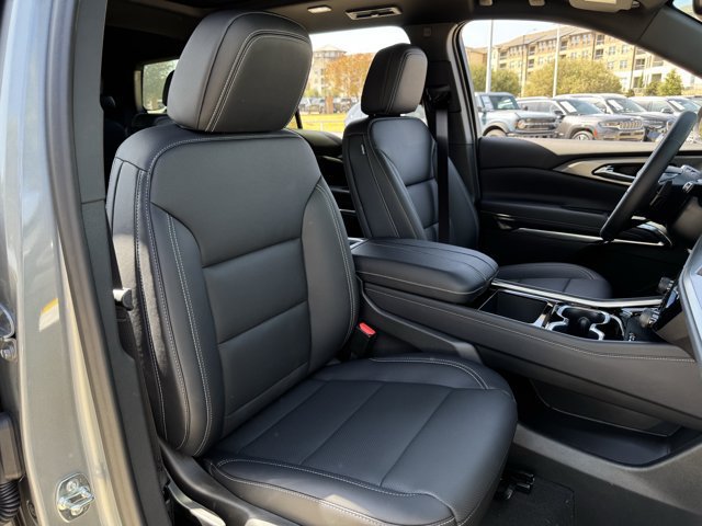 2027 Chevrolet Traverse LT - Photo 24