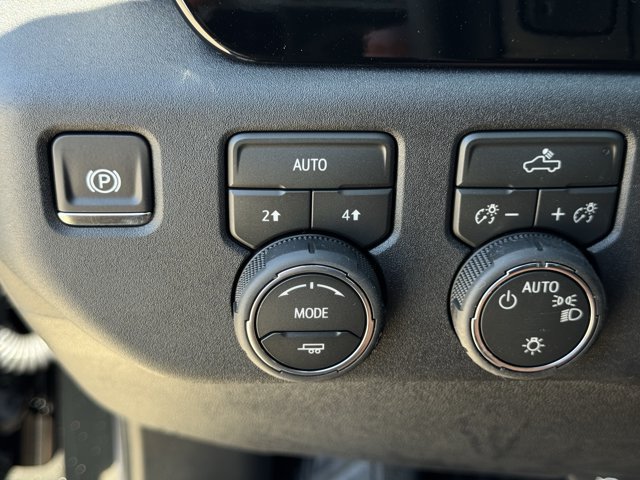 2026 Chevrolet Silverado 1500 LT (2FL) - Photo 17