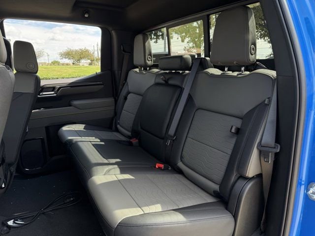 2026 Chevrolet Silverado 1500 ZR2 - Photo 23