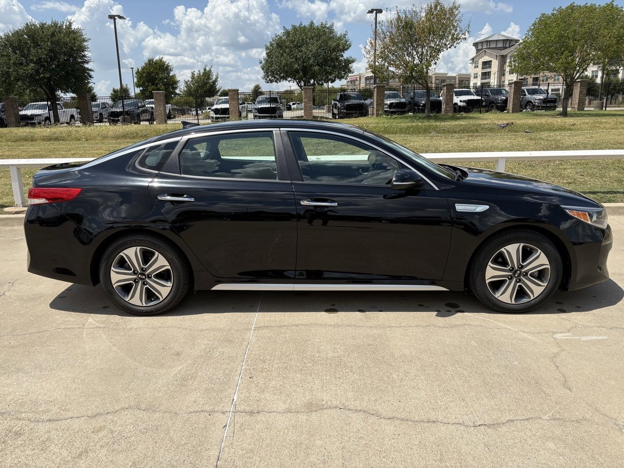 2017 Kia Optima Hybrid EX photo 3