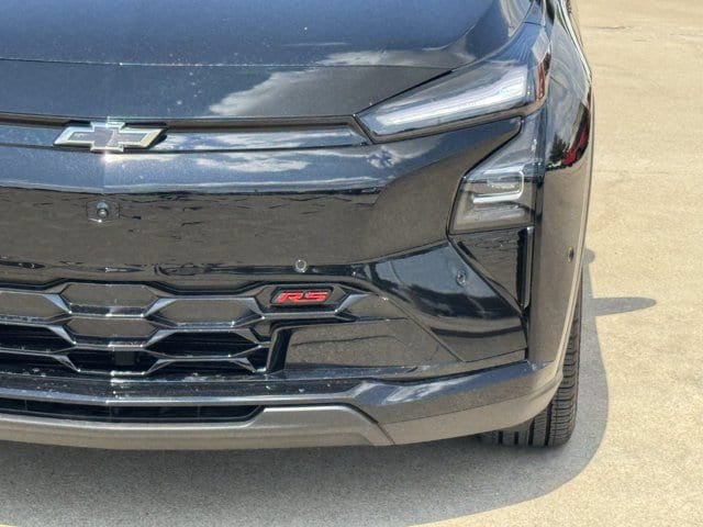 2027 Chevrolet Bolt RS - Photo 9