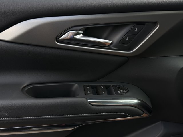 2027 Chevrolet Traverse LT - Photo 22