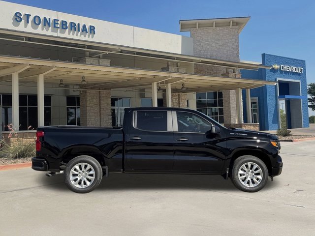 2026 Chevrolet Silverado 1500 Custom photo 3