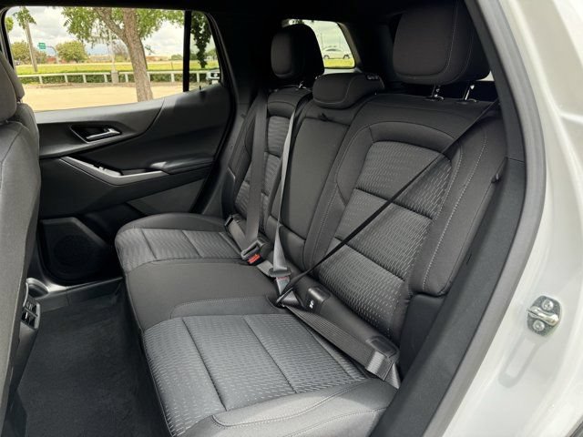 2027 Chevrolet Equinox LT - Photo 24