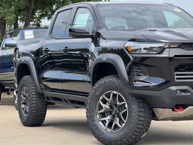 2026 Chevrolet Colorado ZR2 photo 3