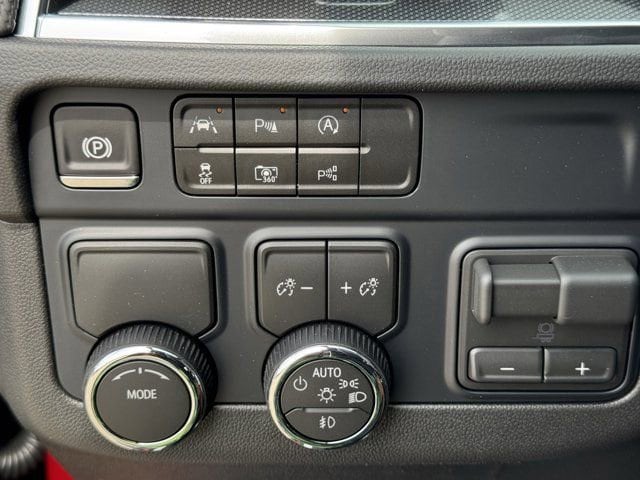 2026 Chevrolet Tahoe RST - Photo 17