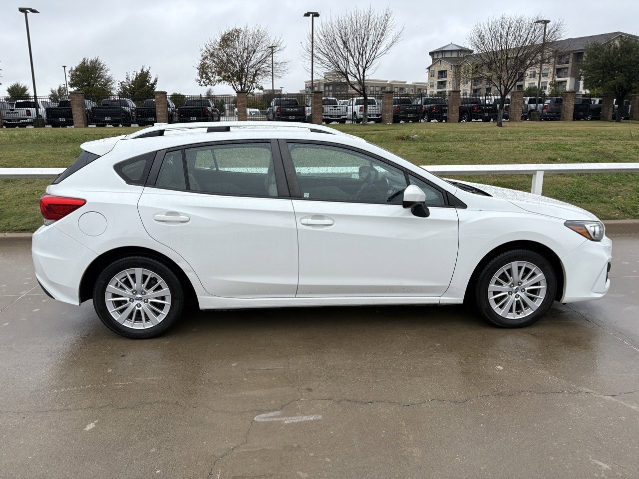 2018 Subaru Impreza Premium photo 3