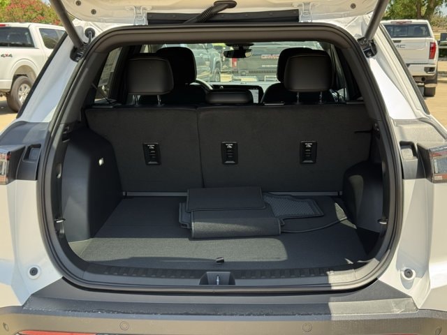 2027 Chevrolet Equinox LT - Photo 26