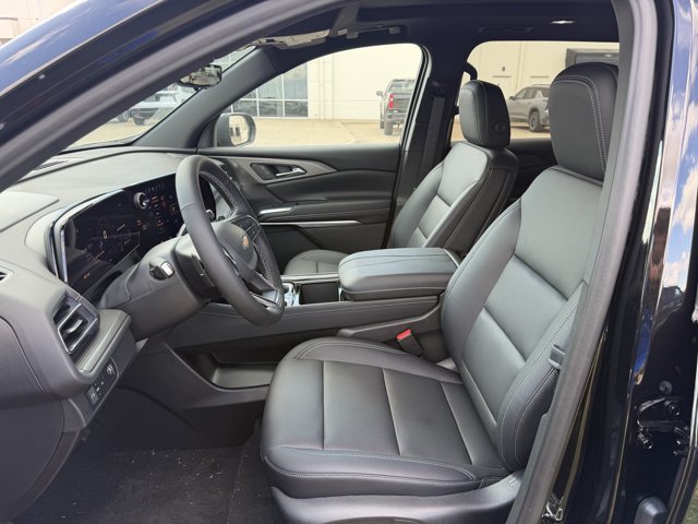 2027 Chevrolet Traverse LT - Photo 24