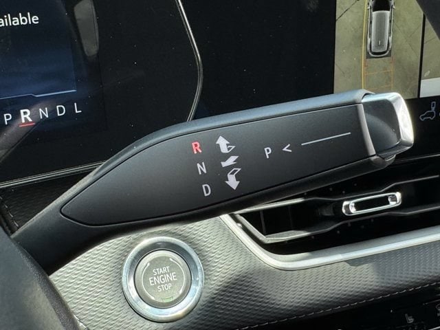 2027 Chevrolet Equinox LT - Photo 19