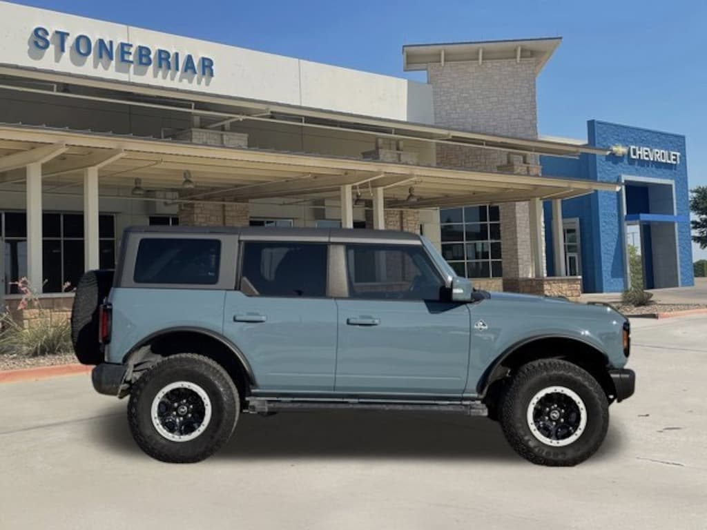 Used 2022 Ford Bronco Base SUV