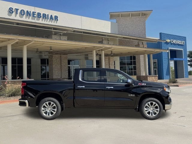 2026 Chevrolet Silverado 1500 LTZ photo 4