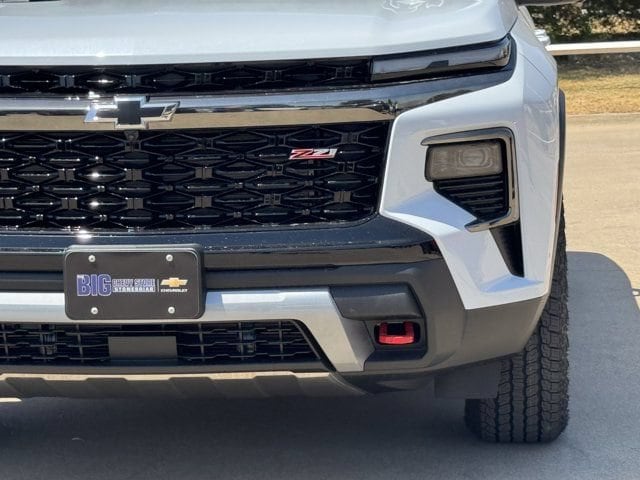 2027 Chevrolet Traverse Z71 - Photo 9