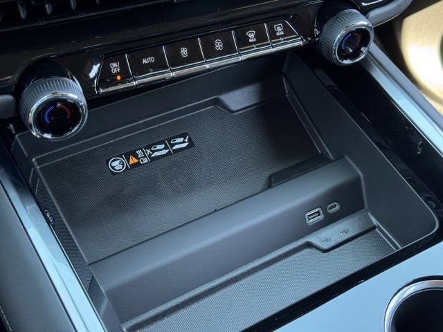 2026 Chevrolet Tahoe Z71 - Photo 15