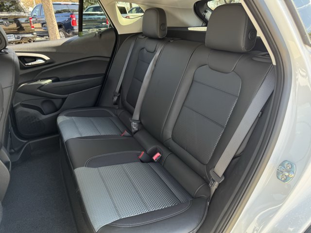 2026 Chevrolet Trax LT - Photo 23
