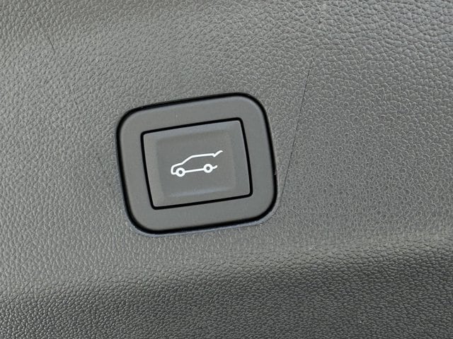 2026 Chevrolet Suburban LT - Photo 28