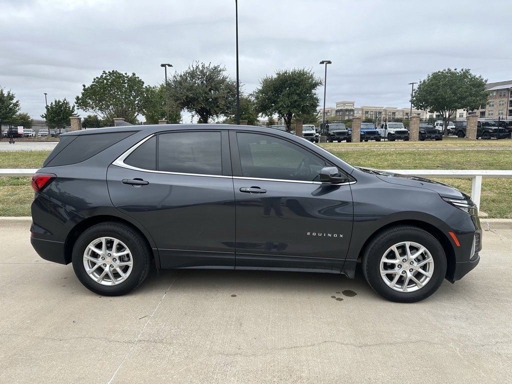 Used 2022 Chevrolet Equinox LT with VIN 2GNAXKEV1N6150382 for sale in Frisco, TX