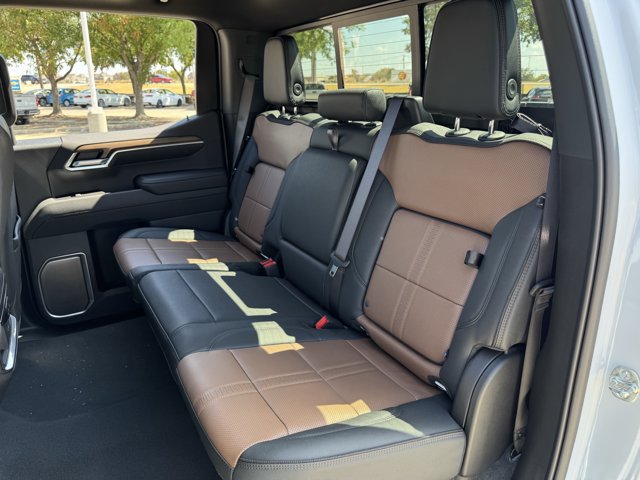 2026 Chevrolet Silverado 1500 High Country - Photo 24
