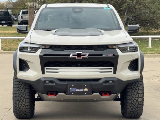 2026 Chevrolet Colorado ZR2 - Photo 8
