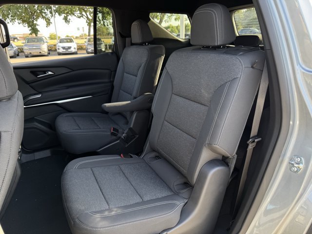 2027 Chevrolet Traverse LT - Photo 21