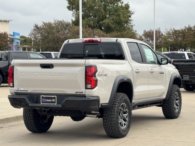 2026 Chevrolet Colorado ZR2 - Photo 5