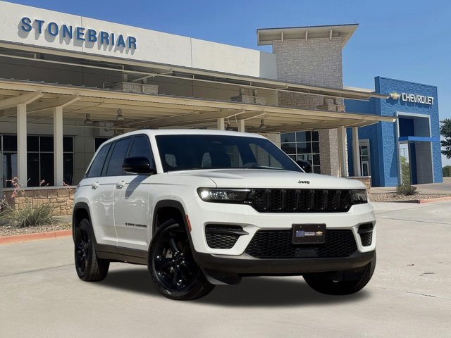 Used 2023 Jeep Grand Cherokee Altitude 4x2 SUV