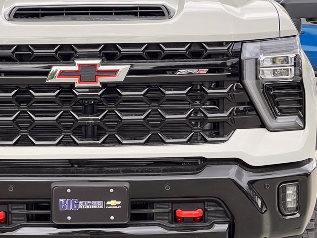 2026 Chevrolet Silverado 2500 HD ZR2 - Photo 10