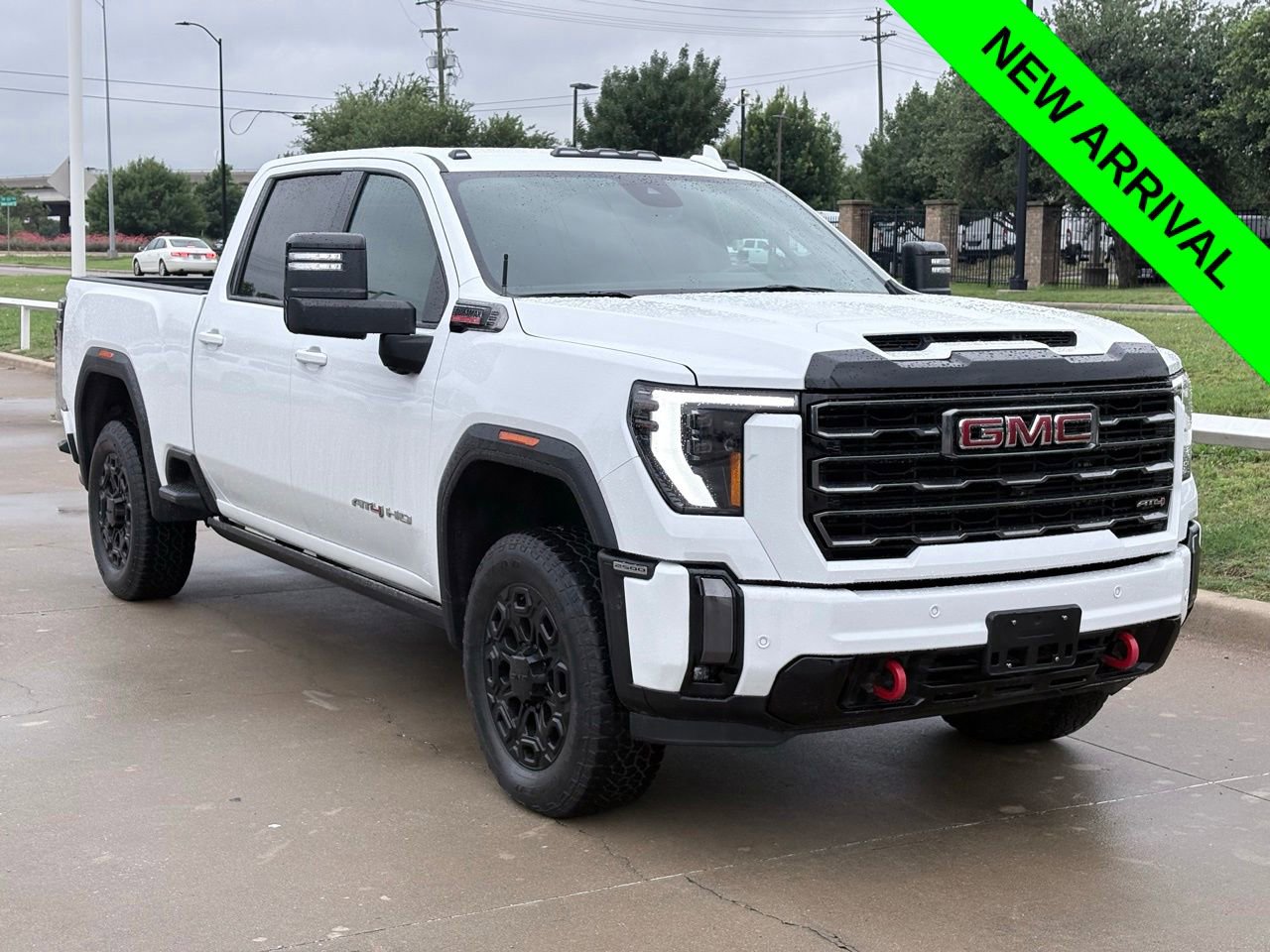 2024 GMC Sierra 4WD Crew Cab Standard Box AT4's photo