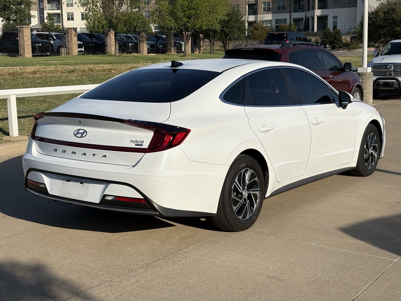 2023 Hyundai Sonata Hybrid Blue photo 4