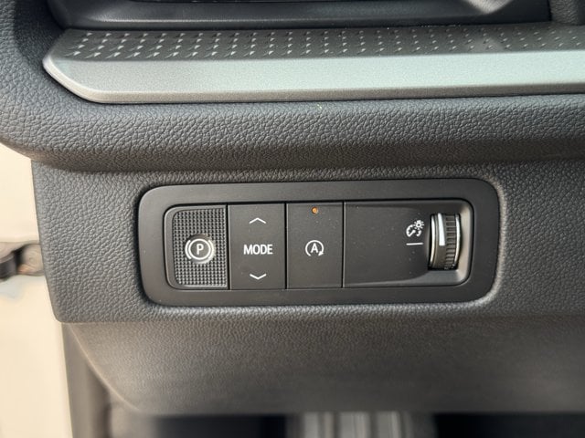 2027 Chevrolet Traverse LT - Photo 18