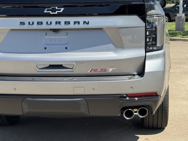 2026 Chevrolet Suburban RST - Photo 7
