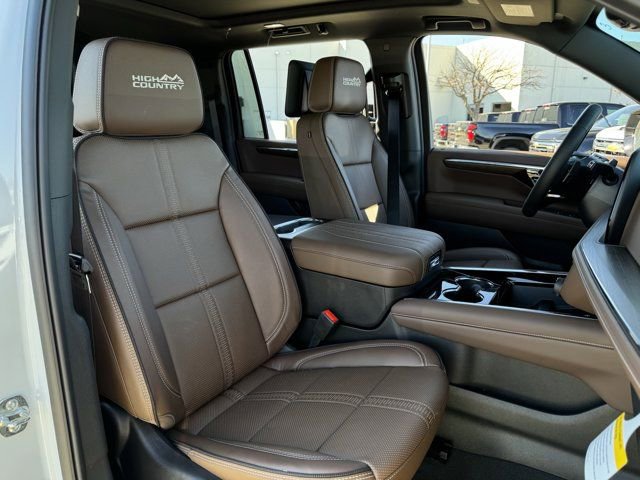New 2026 Polar White Tricoat Chevrolet High Country image 28