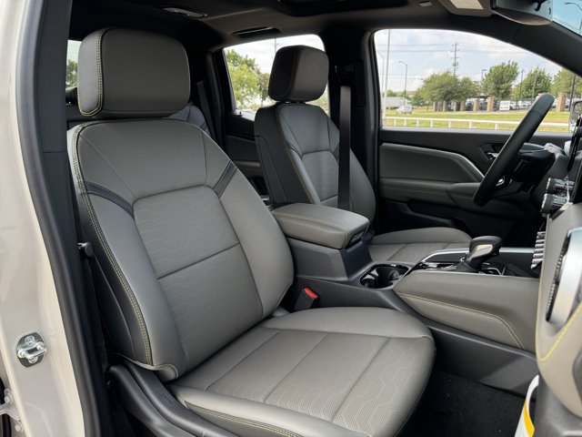 2026 Chevrolet Colorado ZR2 - Photo 22