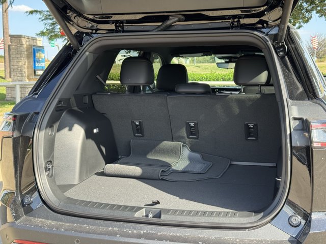 2027 Chevrolet Equinox LT - Photo 26