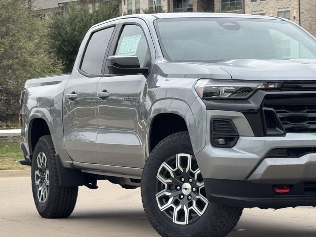 2026 Chevrolet Colorado Z71 - Photo 3