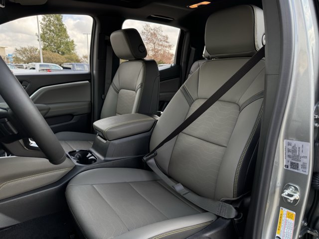 2026 Chevrolet Colorado ZR2 - Photo 20