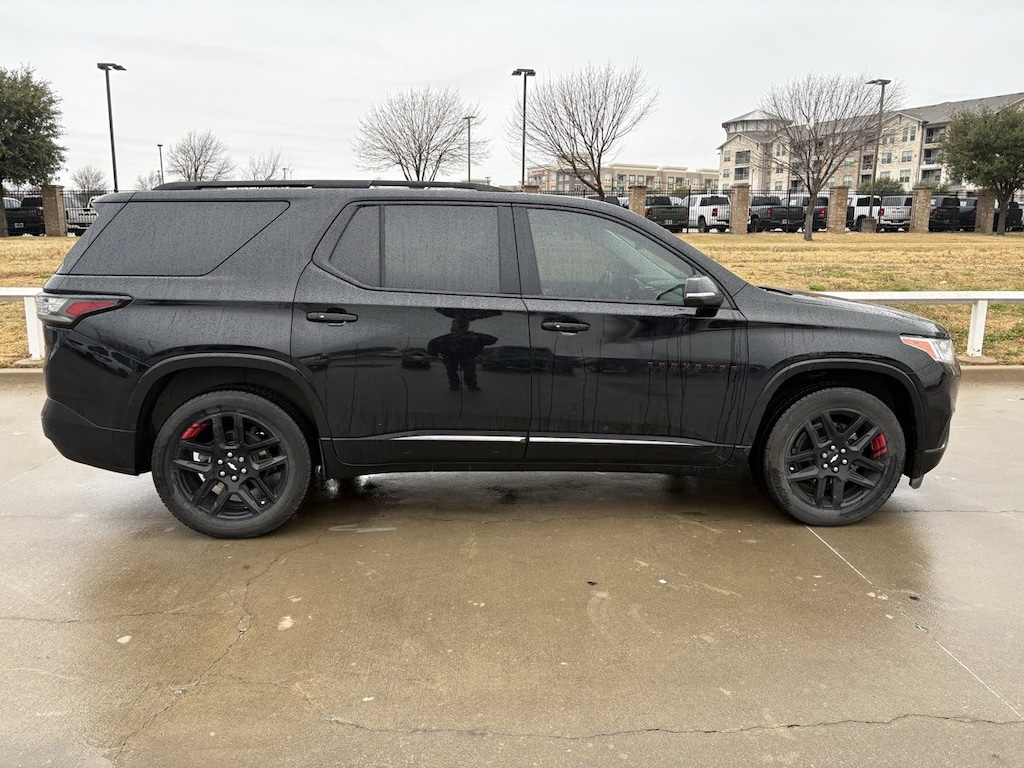 Used 2021 Chevrolet Traverse Premier SUV