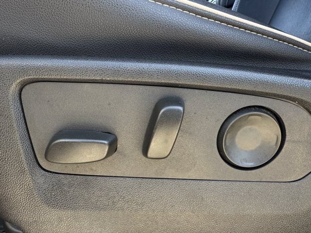 2024 Chevrolet Suburban Premier - Photo 28