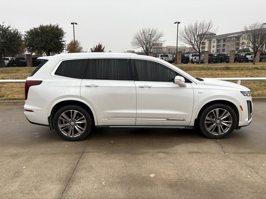 Used 2022 CADILLAC XT6 Premium Luxury SUV