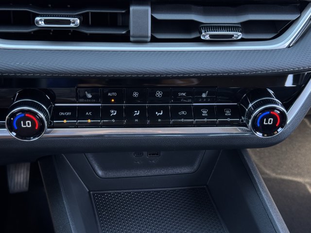 2027 Chevrolet Equinox LT - Photo 15