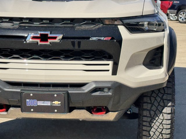 2026 Chevrolet Colorado ZR2 - Photo 7