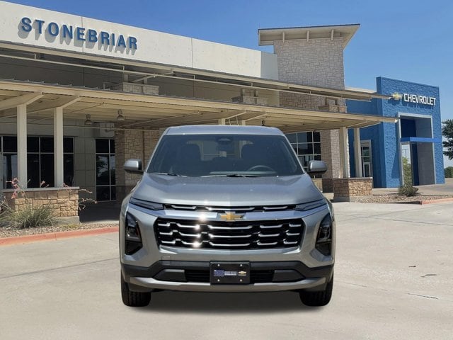 2027 Chevrolet Equinox LT - Photo 8