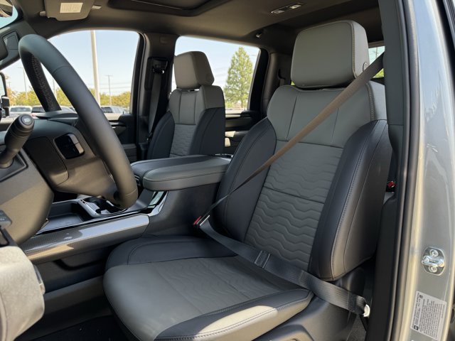 2026 Chevrolet Silverado 2500 HD ZR2 - Photo 22