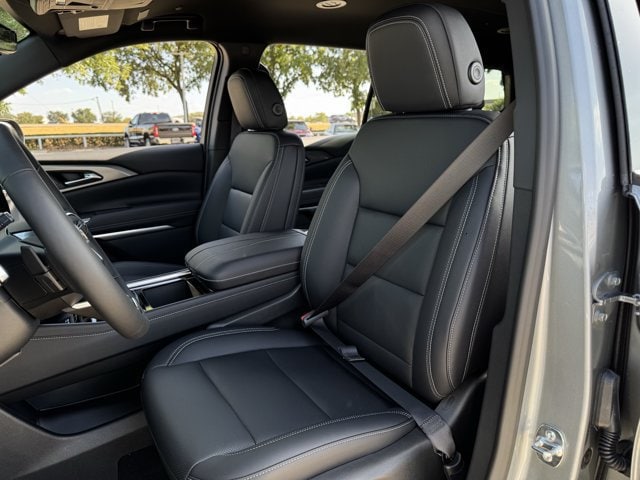 2027 Chevrolet Traverse LT - Photo 20