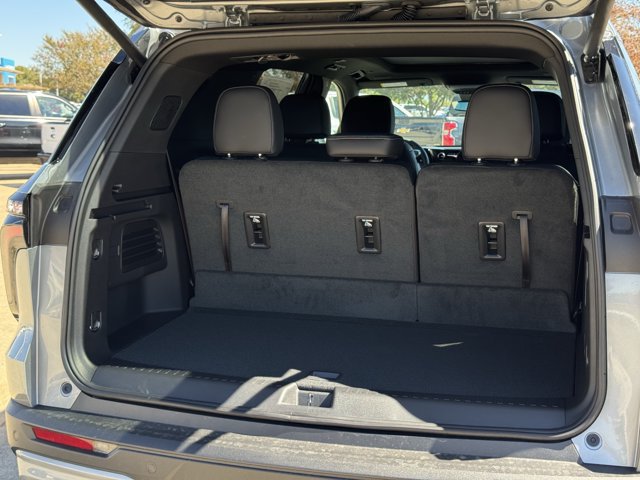 2027 Chevrolet Traverse LT - Photo 26
