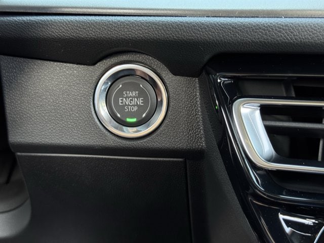2027 Chevrolet Traverse LT - Photo 15