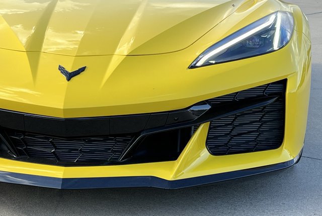 2027 Chevrolet Corvette Z06 2LZ - Photo 8