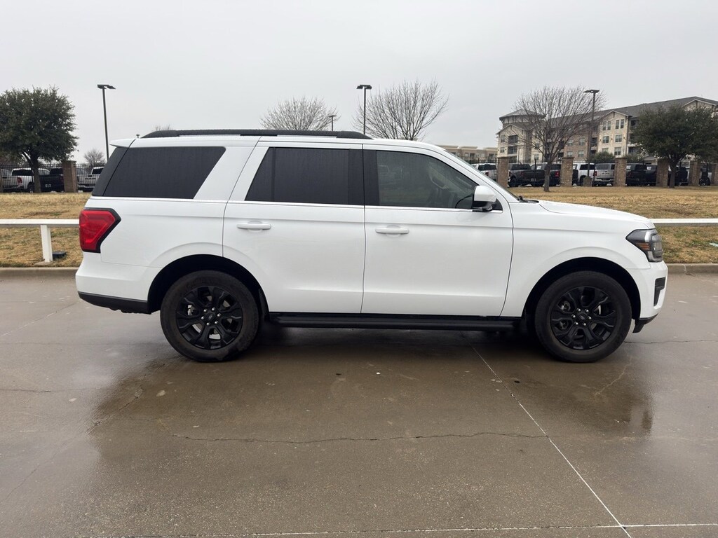 Used 2024 Ford Expedition XLT SUV