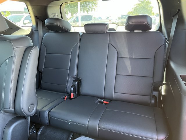 2027 Chevrolet Traverse LT - Photo 25
