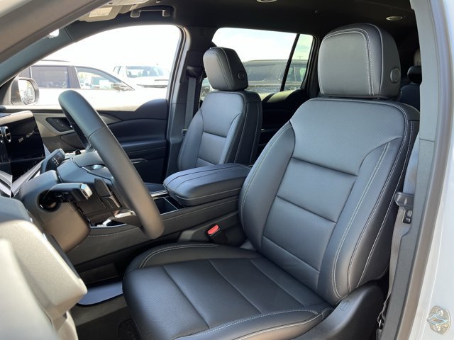 2027 Chevrolet Traverse LT - Photo 21